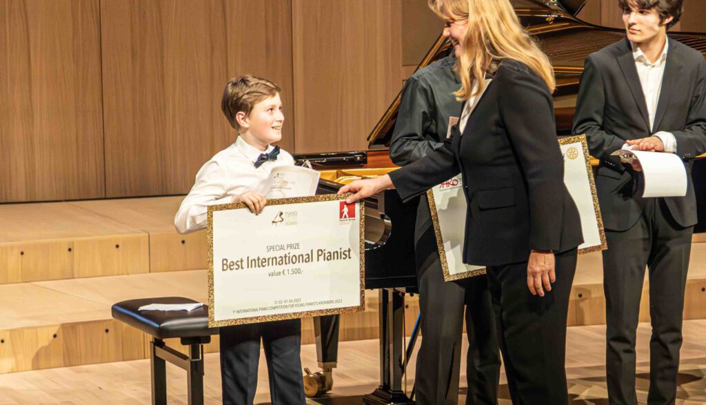 Exklusive Sonderpreise beim International Piano Competition for Young Pianists Kronberg