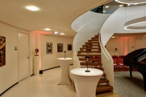 gallery grid image