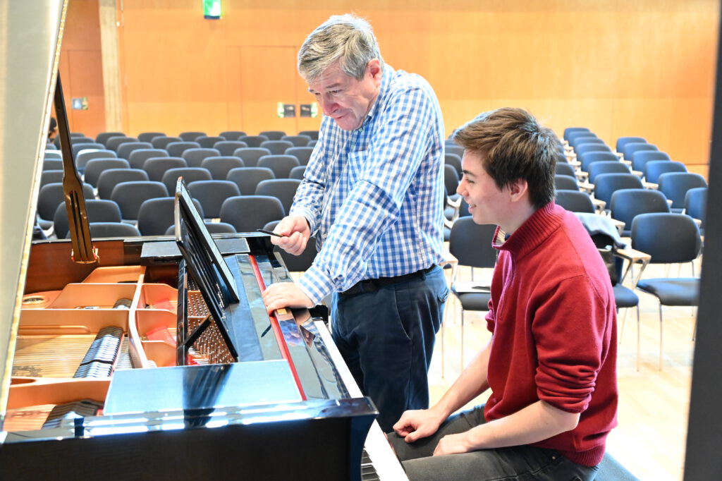 Felix Wu, 18 Jahre, Deutschland, AG VII, Gewinner des IKAM Exceptional Talent Award